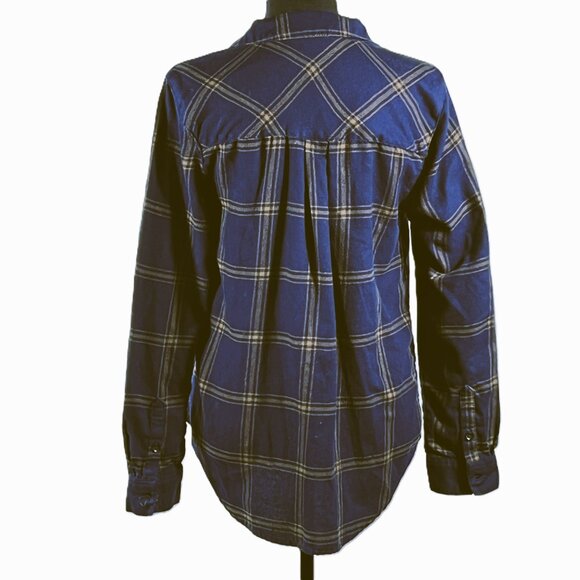 SO Perfectly Soft Flannel - Size small & DIP Flannel Size S - Picture 9 of 11